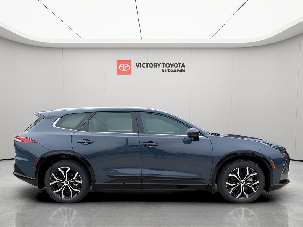 new 2025 Toyota Crown Signia car, priced at $47,540