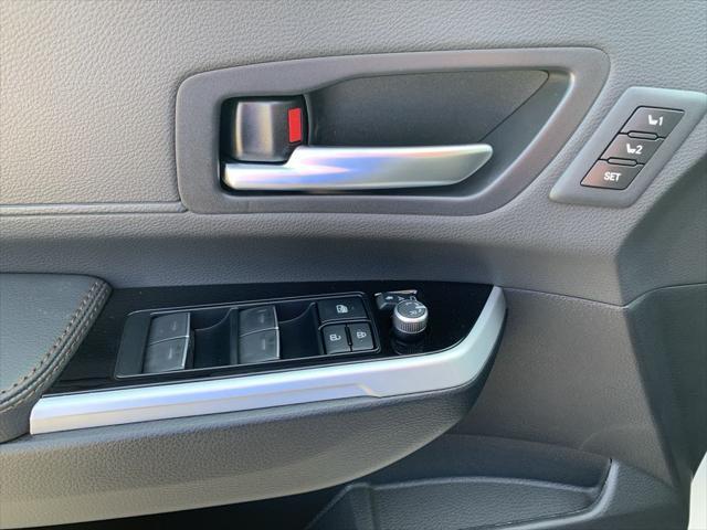 new 2025 Toyota Sienna car, priced at $61,005