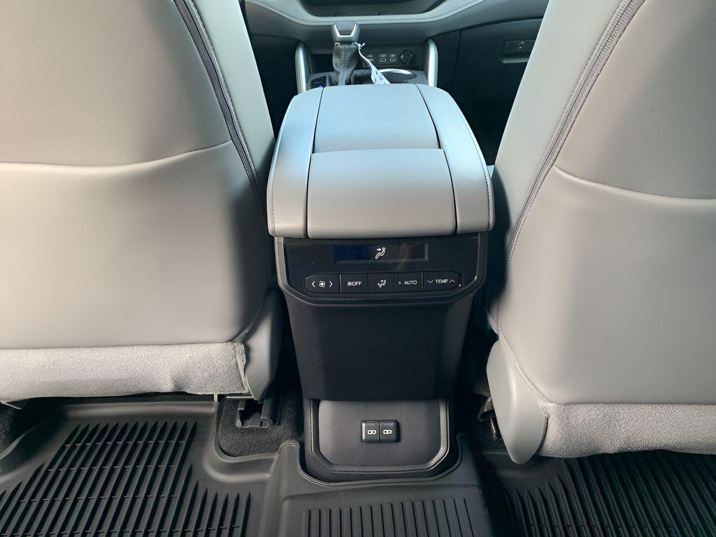 new 2025 Toyota Highlander car, priced at $45,348