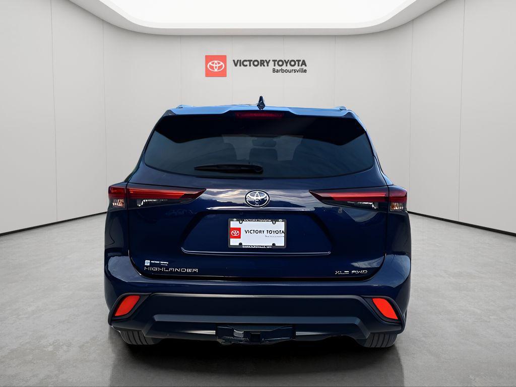 new 2025 Toyota Highlander car, priced at $45,348