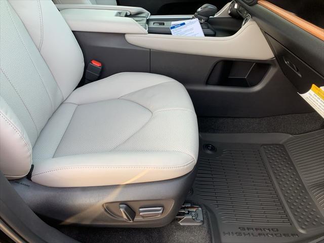 new 2025 Toyota Grand Highlander car, priced at $57,153