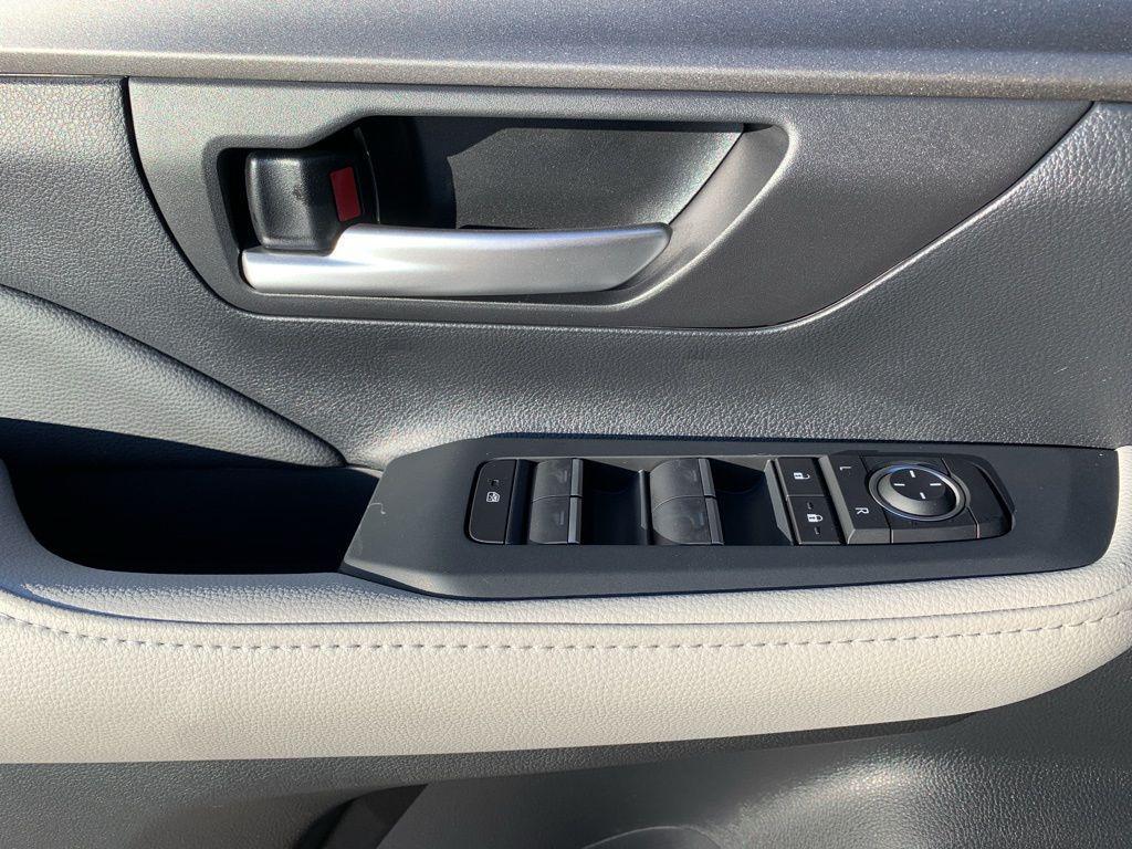 new 2025 Toyota Grand Highlander car, priced at $44,920