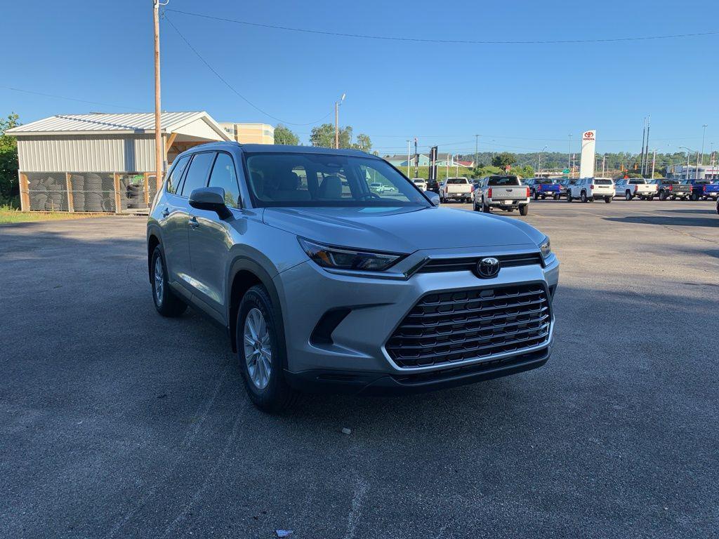 new 2025 Toyota Grand Highlander car, priced at $44,920