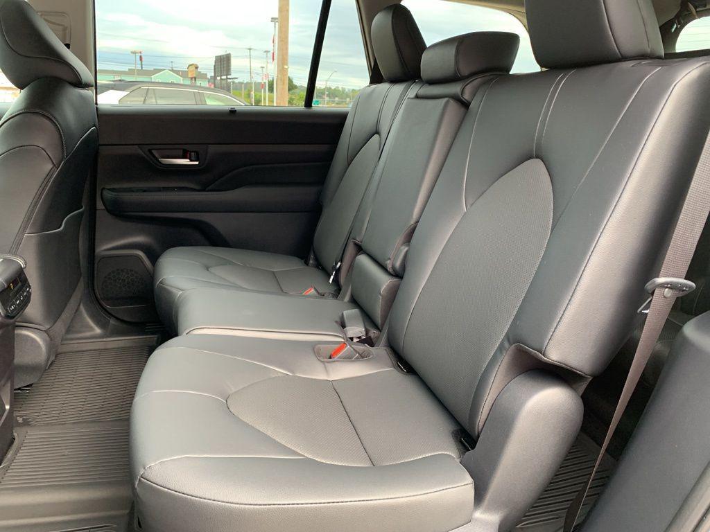 new 2026 Toyota Grand Highlander Hybrid car, priced at $51,348