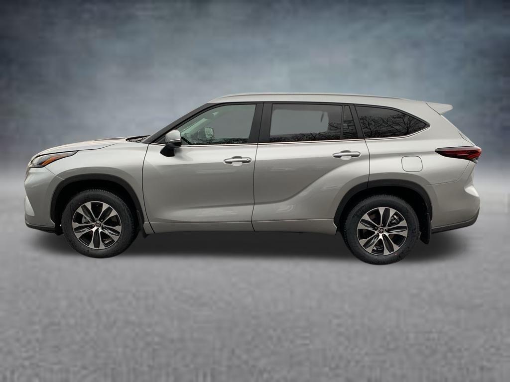 new 2025 Toyota Highlander car, priced at $46,937