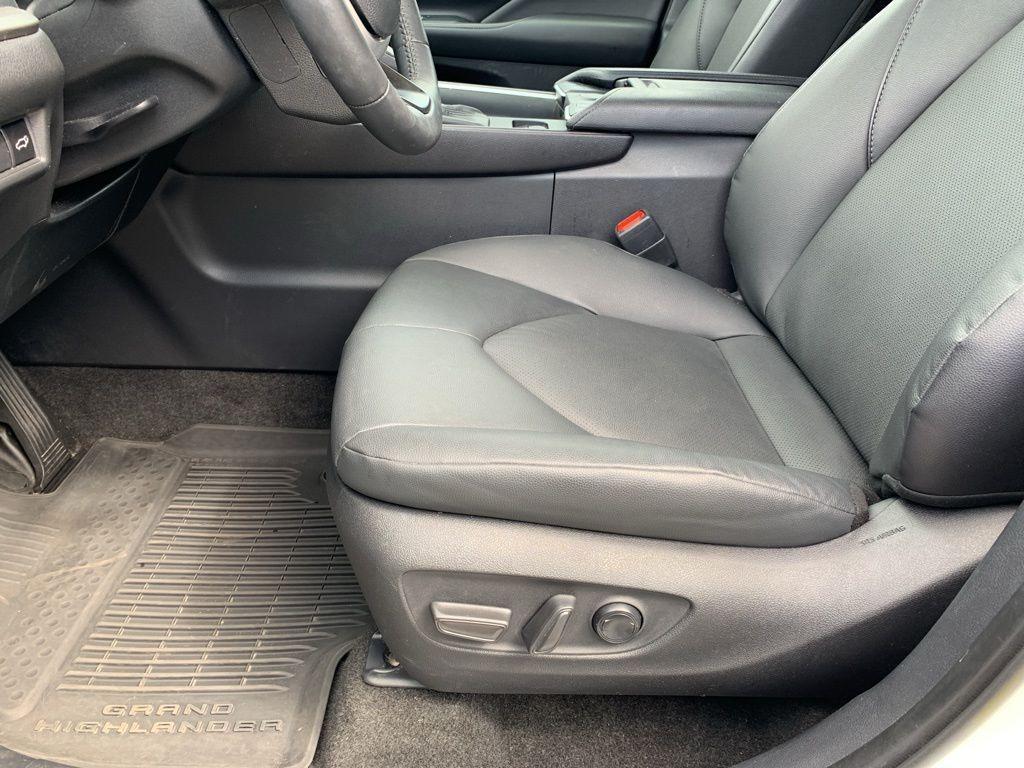 used 2024 Toyota Grand Highlander Hybrid car, priced at $49,998
