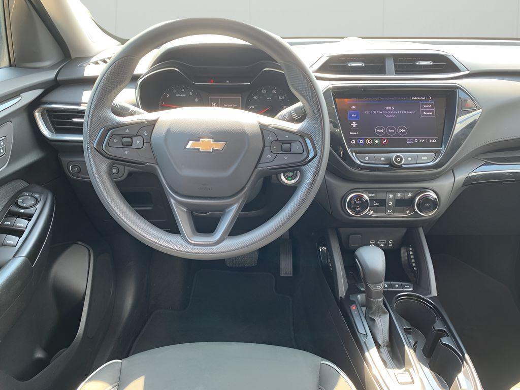 used 2023 Chevrolet TrailBlazer car, priced at $22,988