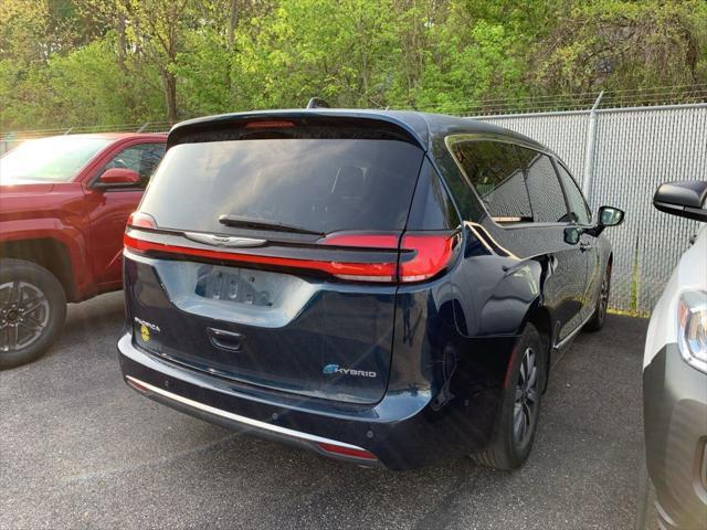 used 2023 Chrysler Pacifica Hybrid car, priced at $33,988