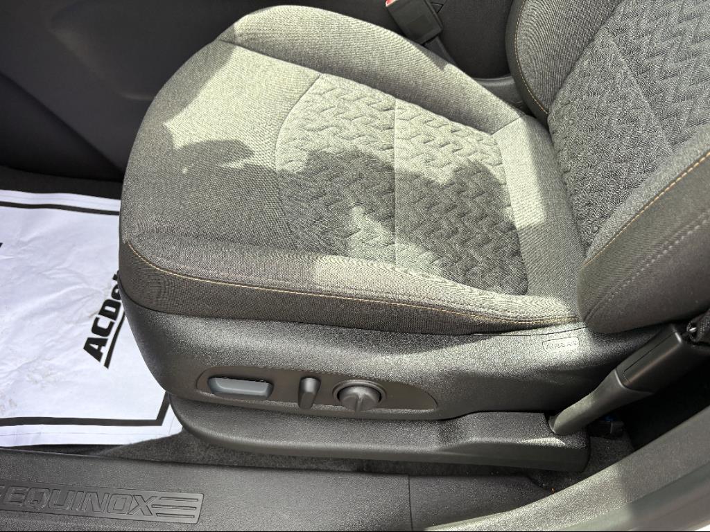 used 2024 Chevrolet Equinox car, priced at $22,950