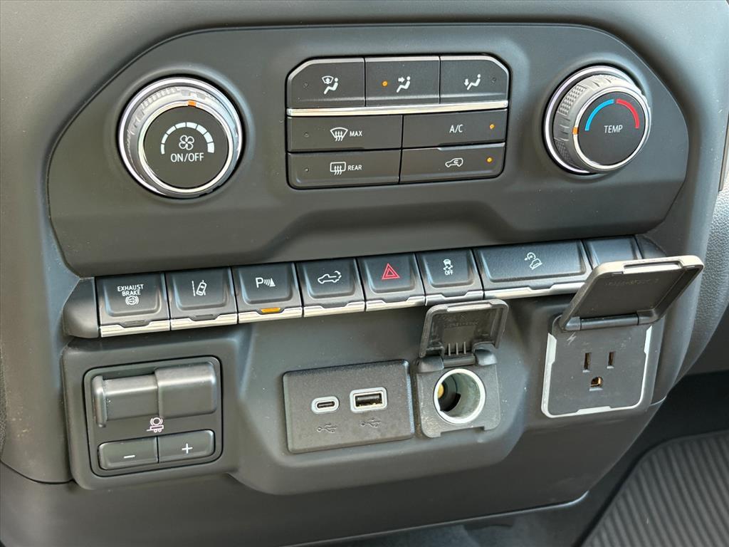 used 2024 Chevrolet Silverado 2500 car, priced at $57,567