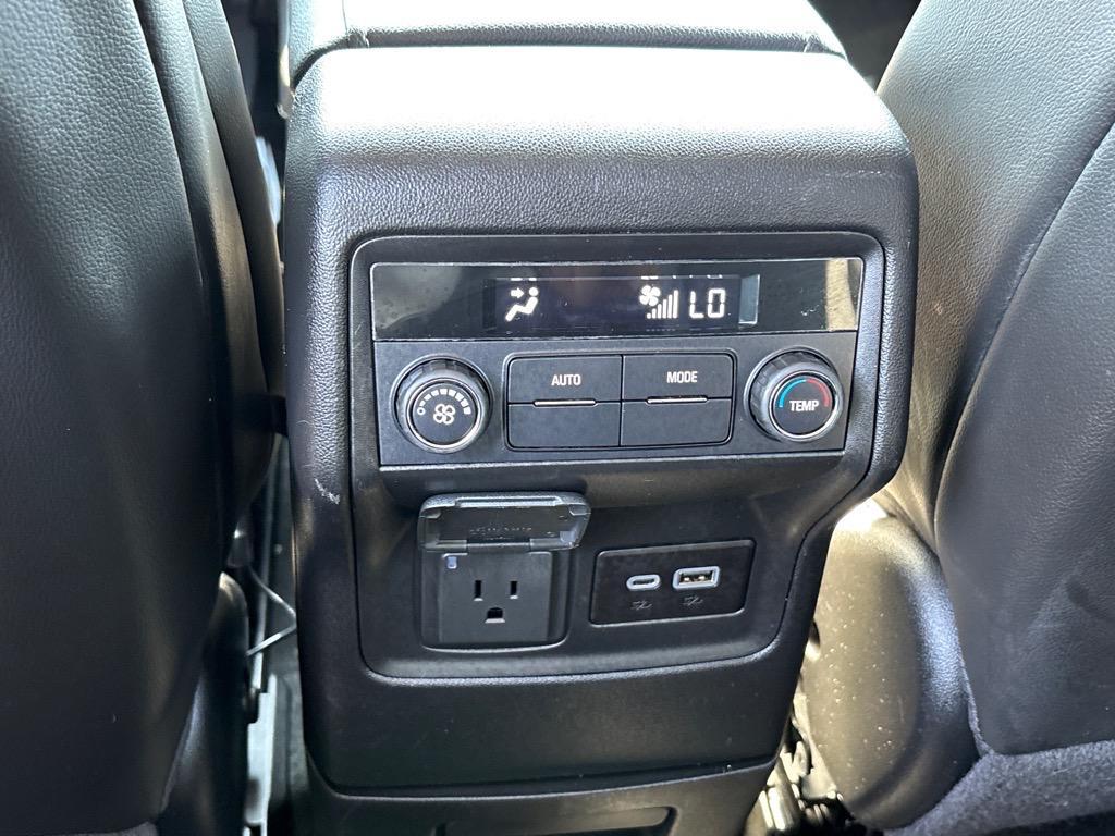 used 2023 GMC Acadia car, priced at $28,950