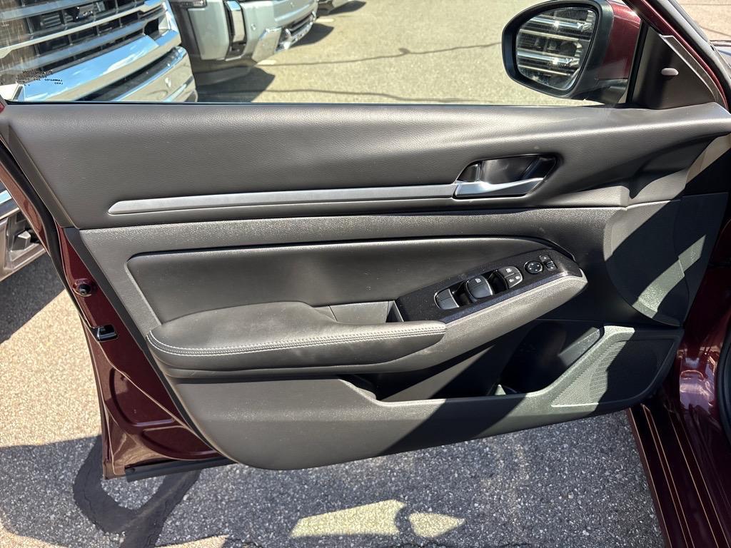 used 2023 Nissan Altima car, priced at $19,950