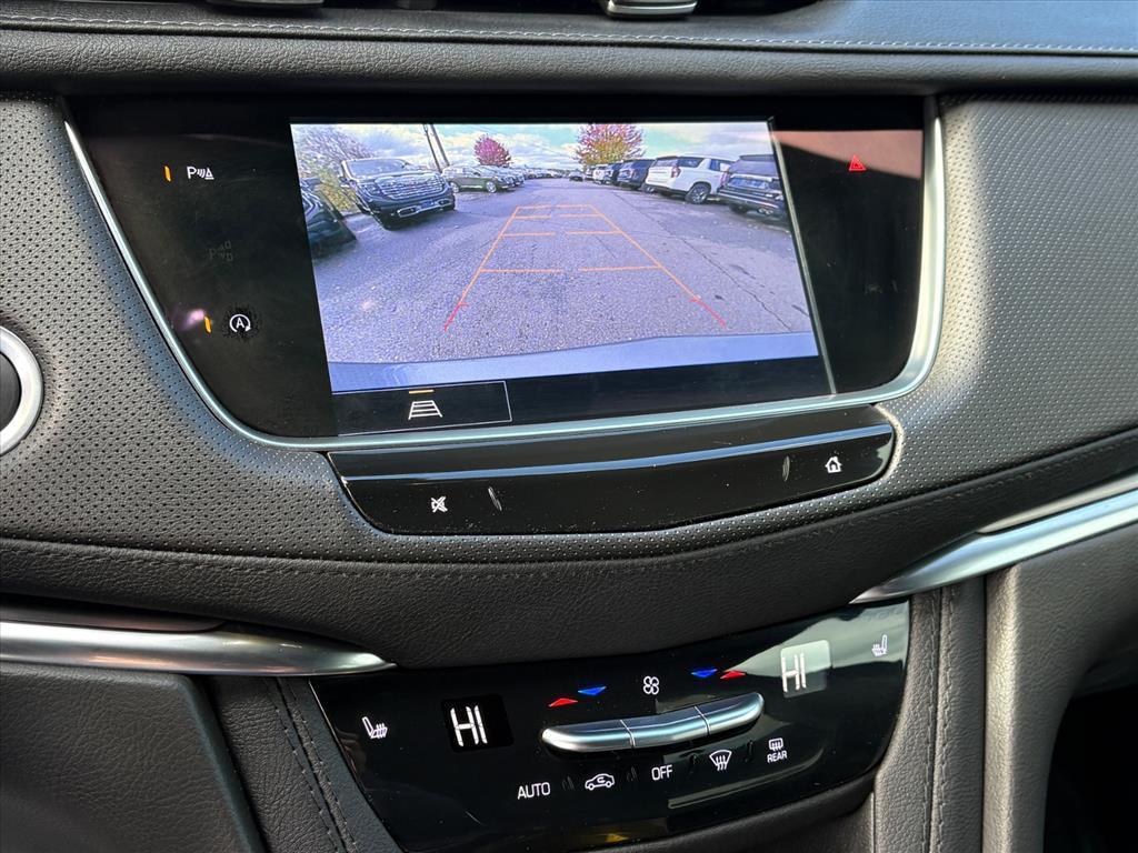 used 2024 Cadillac XT5 car, priced at $35,950