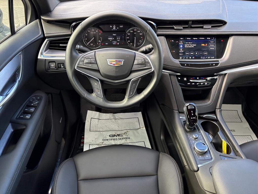 used 2024 Cadillac XT5 car, priced at $35,950