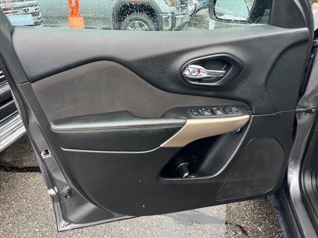 used 2018 Jeep Cherokee car, priced at $13,950