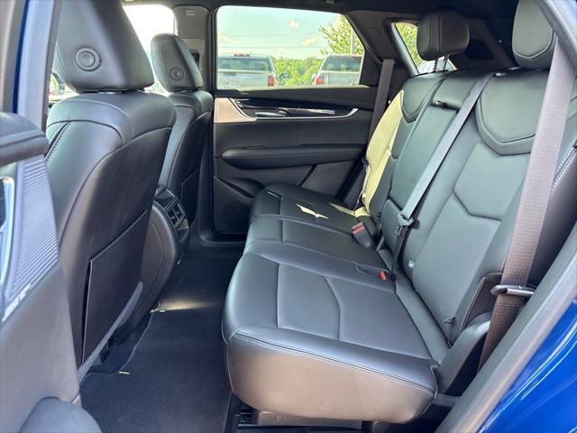 used 2024 Cadillac XT5 car, priced at $43,850