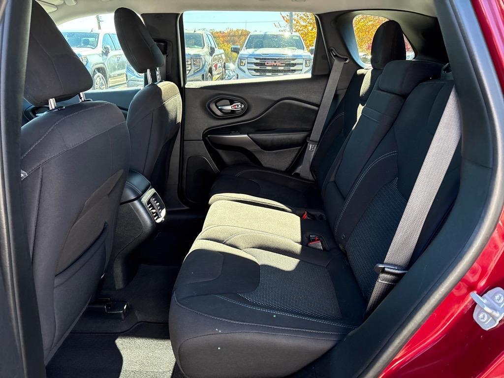 used 2019 Jeep Cherokee car, priced at $14,850