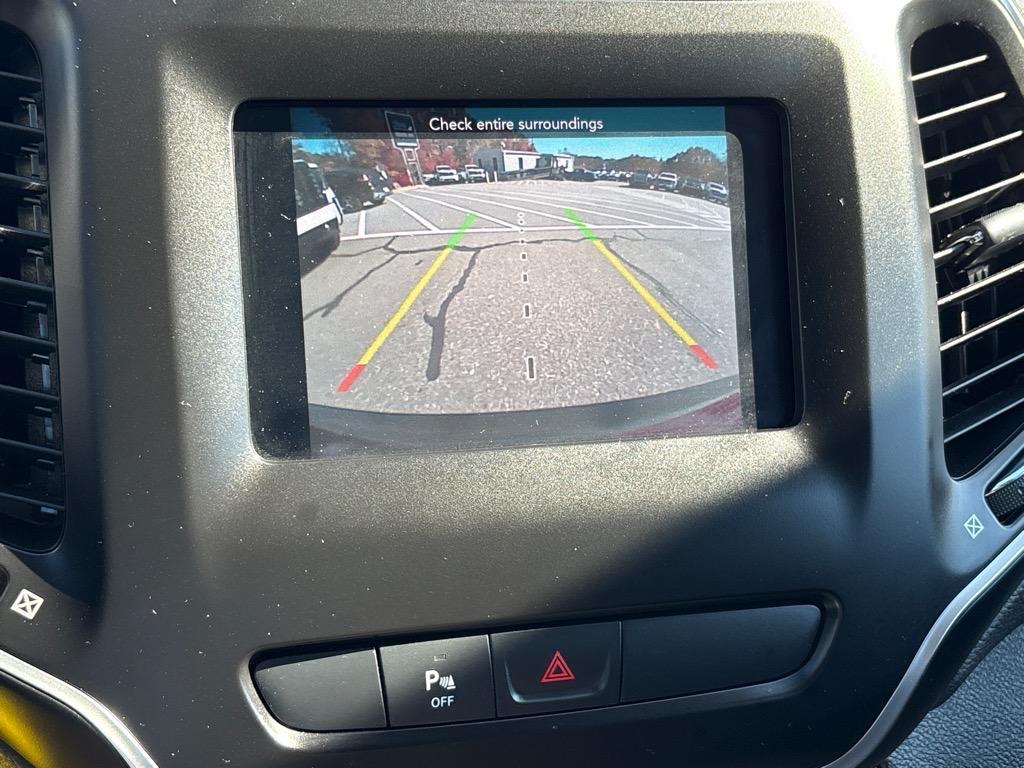 used 2019 Jeep Cherokee car, priced at $14,850