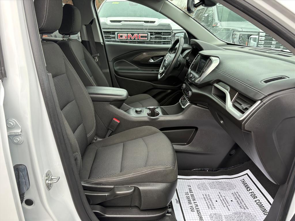 used 2024 GMC Terrain car, priced at $24,950