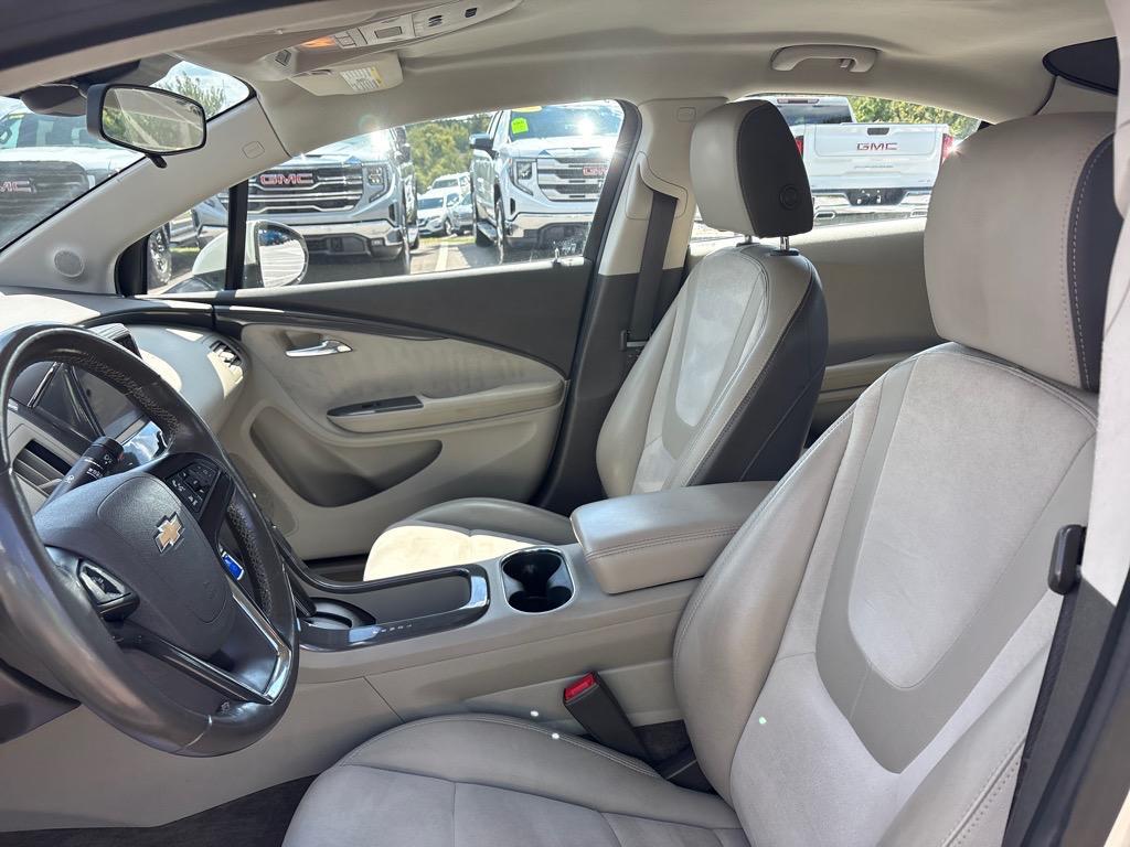 used 2013 Chevrolet Volt car, priced at $8,950
