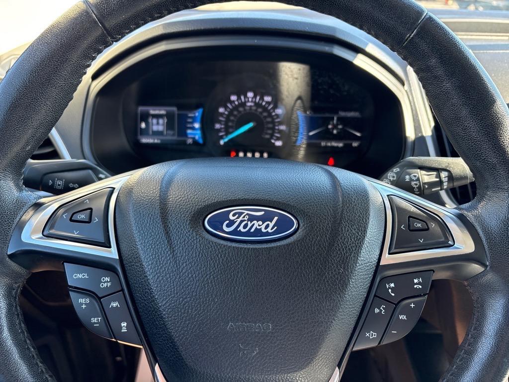 used 2022 Ford Edge car, priced at $22,950