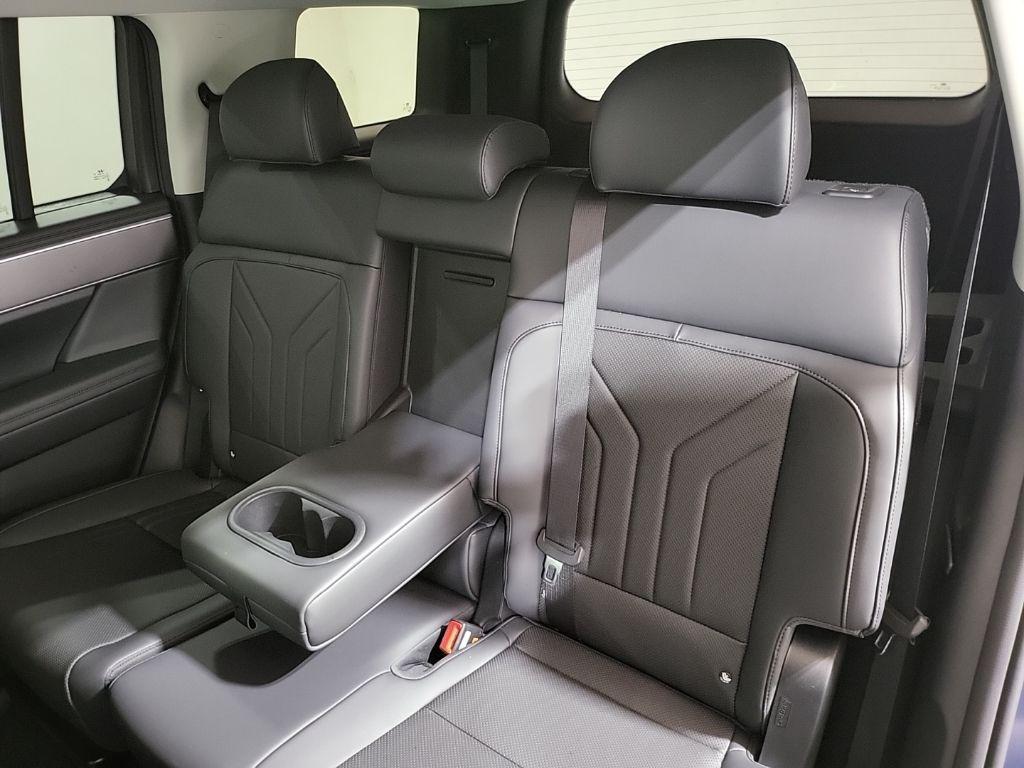 new 2025 Hyundai Santa Fe car, priced at $43,029
