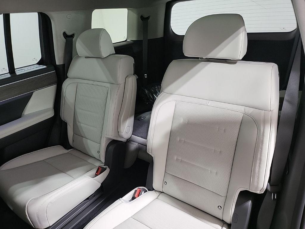 new 2025 Hyundai Santa Fe car, priced at $49,069