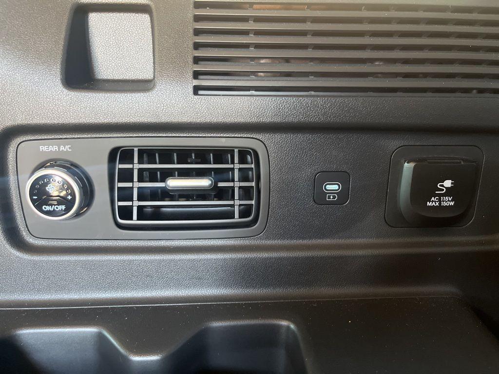 used 2024 Hyundai Santa Fe car, priced at $35,557