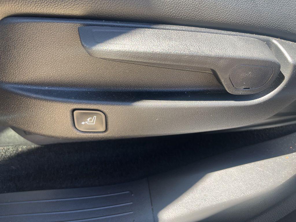 used 2024 Hyundai Santa Fe car, priced at $35,557