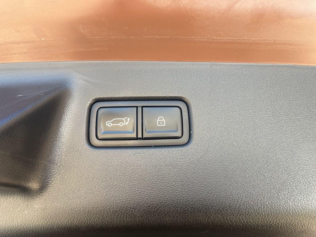 used 2024 Hyundai Santa Fe car, priced at $35,557