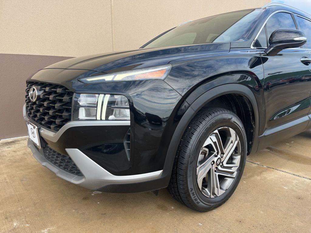 used 2023 Hyundai Santa Fe car, priced at $22,018