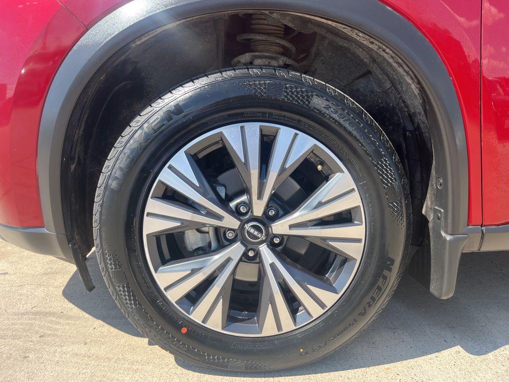 used 2023 Nissan Rogue car, priced at $24,165