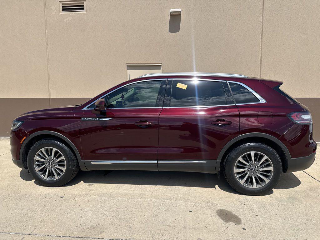 used 2021 Lincoln Nautilus car, priced at $26,310