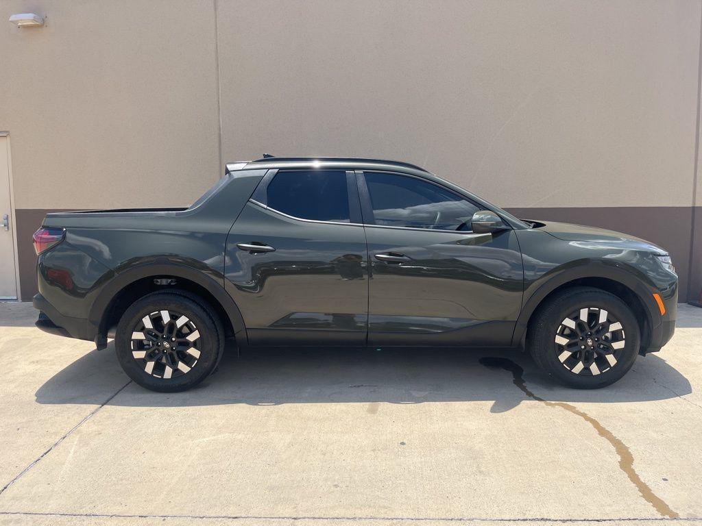 used 2025 Hyundai SANTA CRUZ car, priced at $29,578