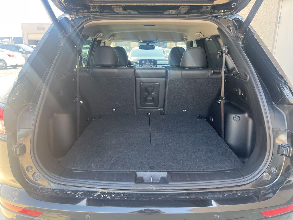 used 2023 Mitsubishi Outlander car, priced at $25,999