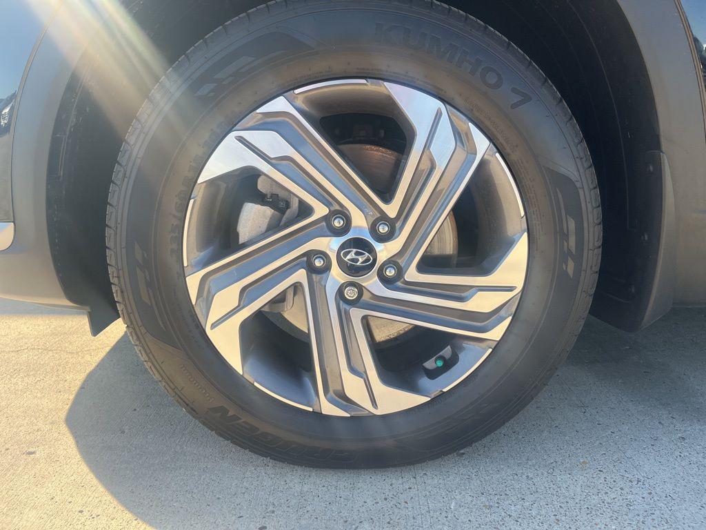 used 2023 Hyundai Santa Fe car, priced at $24,585