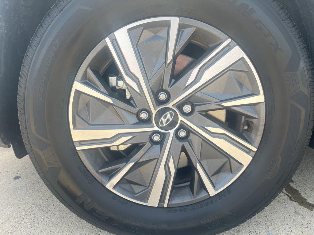used 2024 Hyundai TUCSON Hybrid car, priced at $27,893