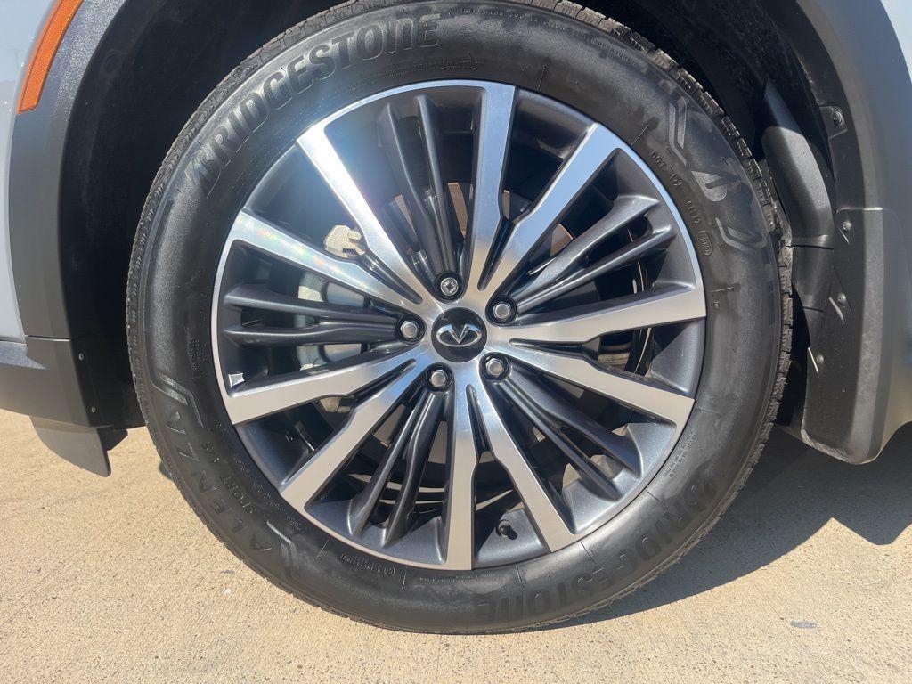 used 2025 INFINITI QX60 car, priced at $53,229