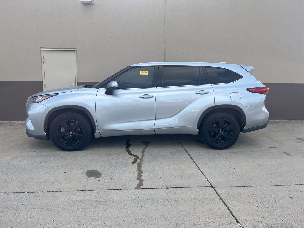 used 2020 Toyota Highlander car, priced at $23,485