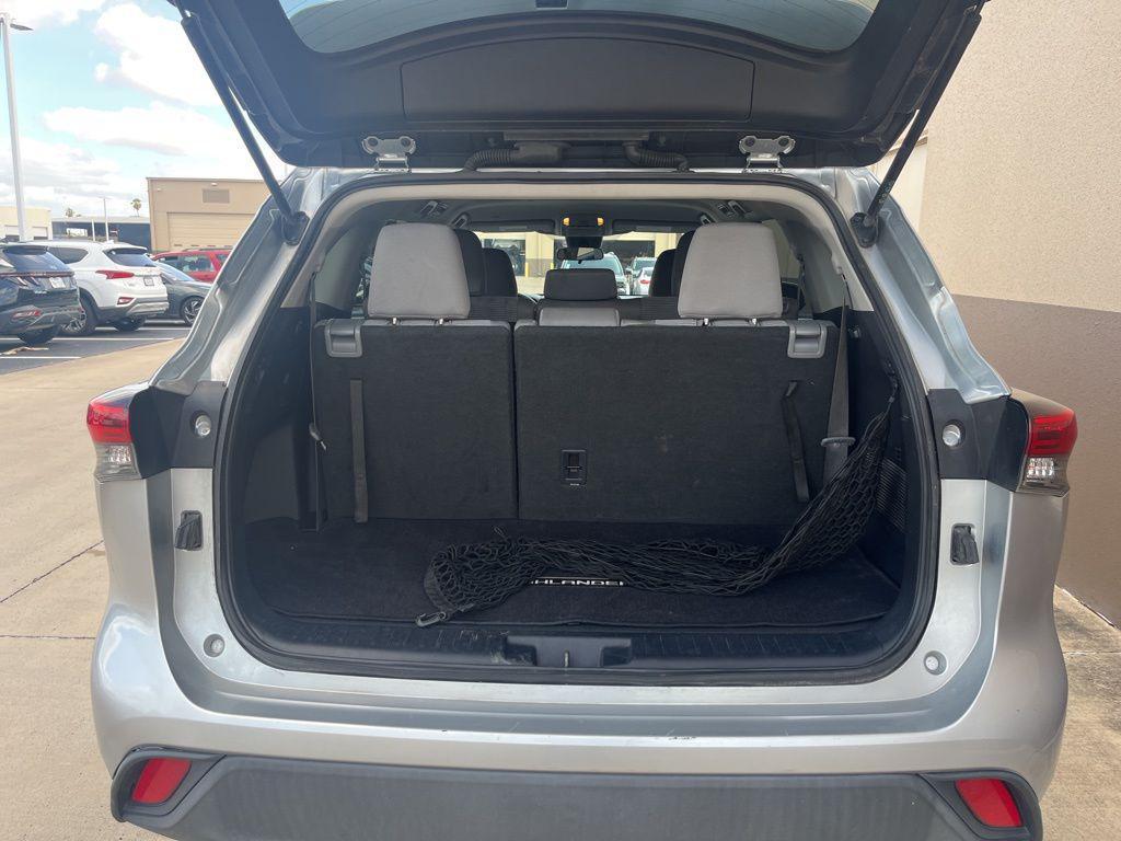 used 2020 Toyota Highlander car, priced at $23,485