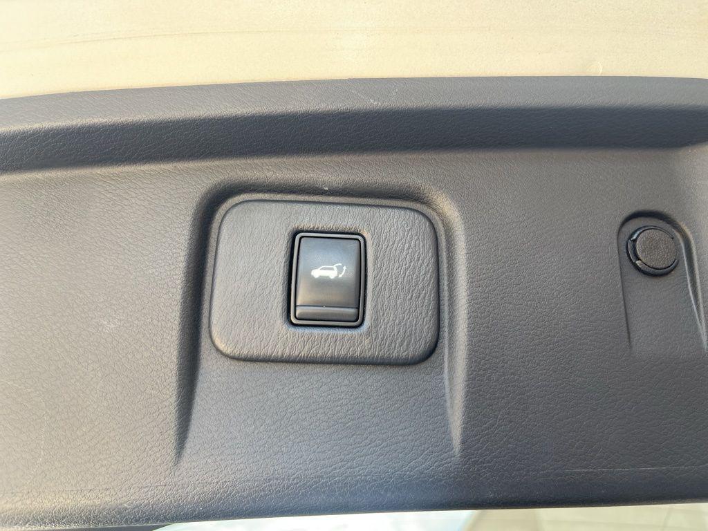 used 2018 Nissan Murano car, priced at $18,908