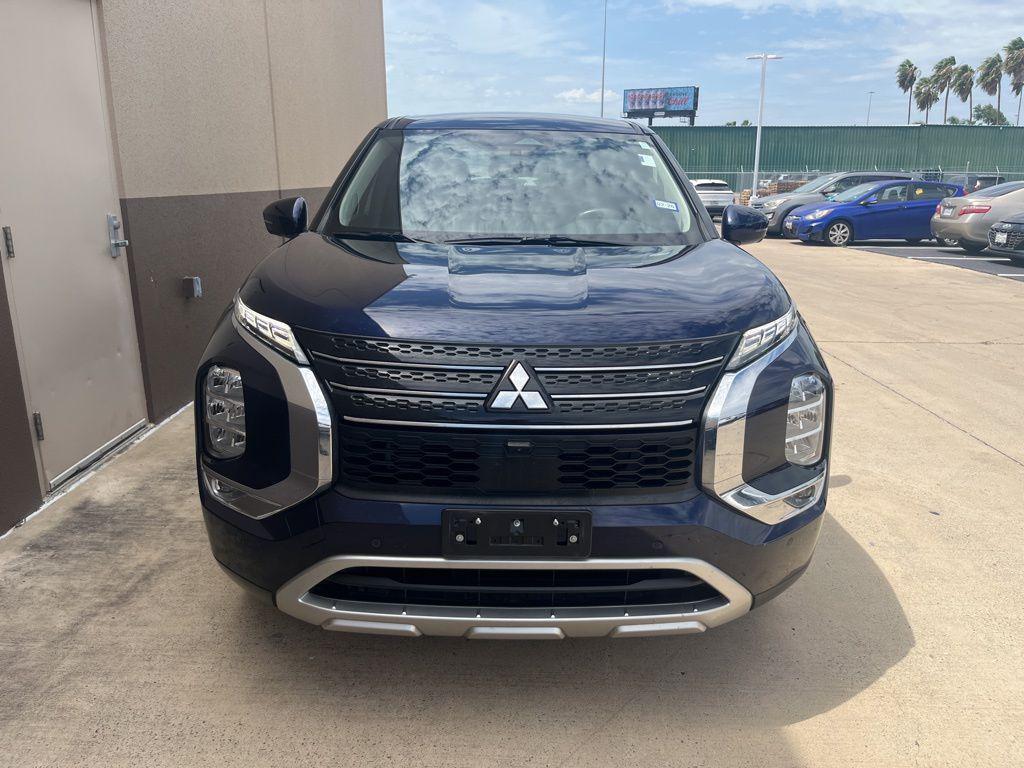used 2023 Mitsubishi Outlander car, priced at $23,994