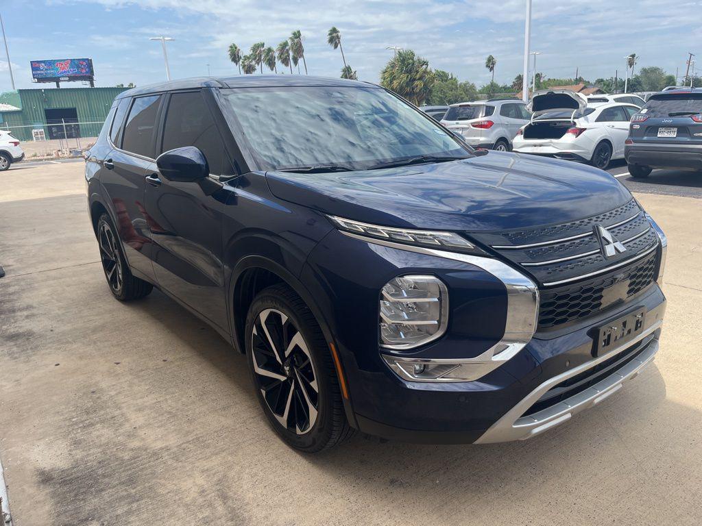 used 2023 Mitsubishi Outlander car, priced at $23,994