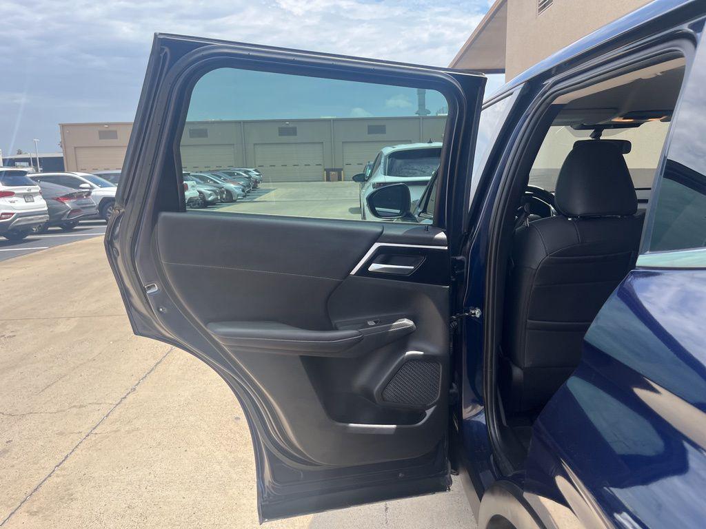 used 2023 Mitsubishi Outlander car, priced at $23,994