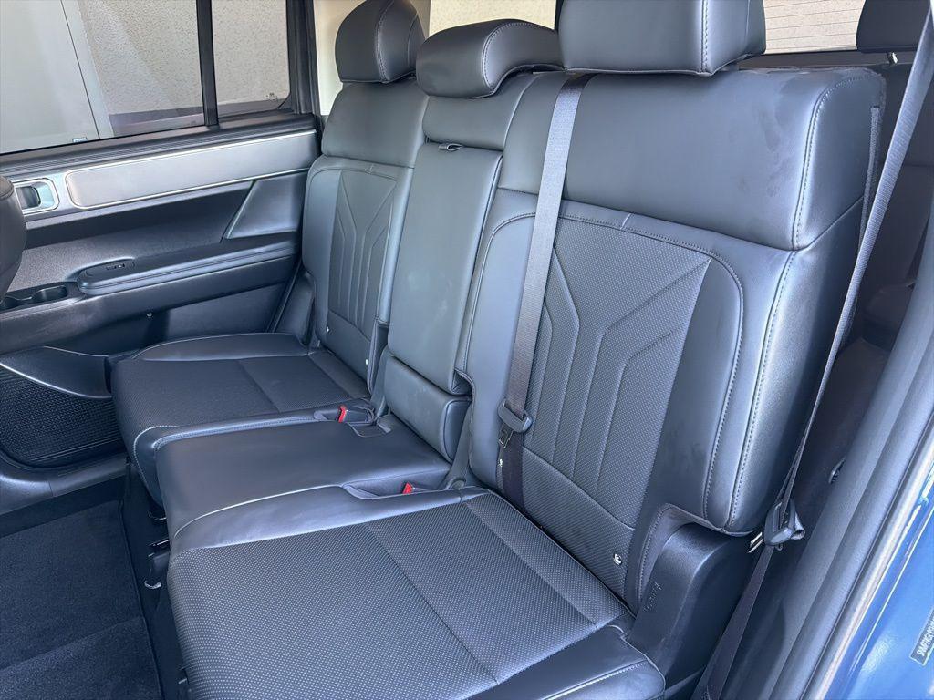 used 2025 Hyundai Santa Fe car, priced at $34,796