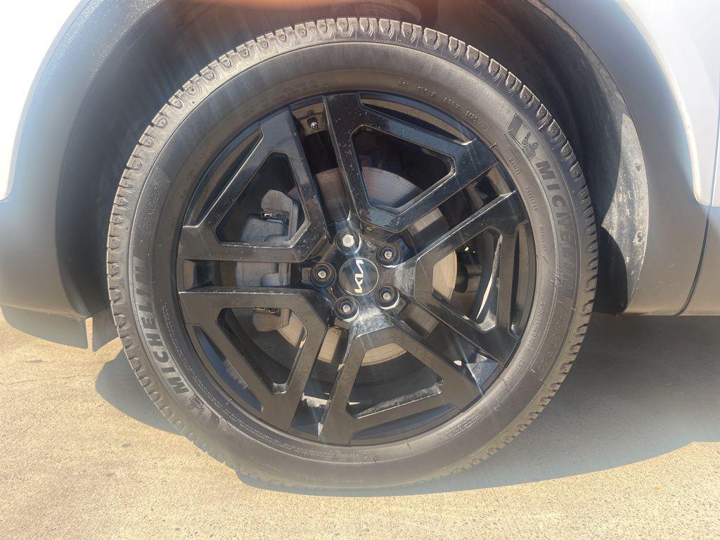 used 2023 Kia Telluride car, priced at $34,494