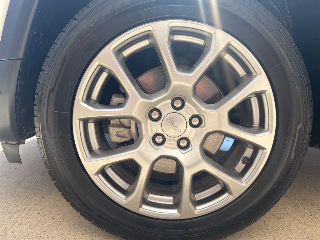 used 2022 Jeep Compass car, priced at $20,949