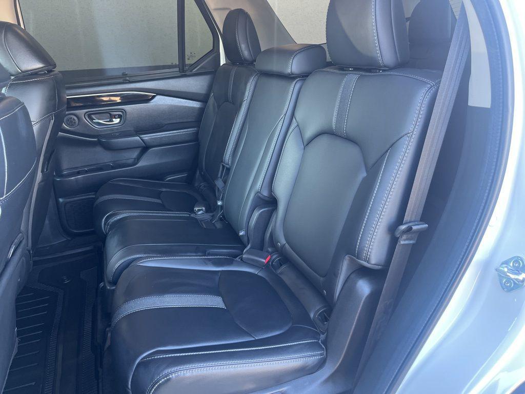 used 2024 Honda Pilot car, priced at $42,644