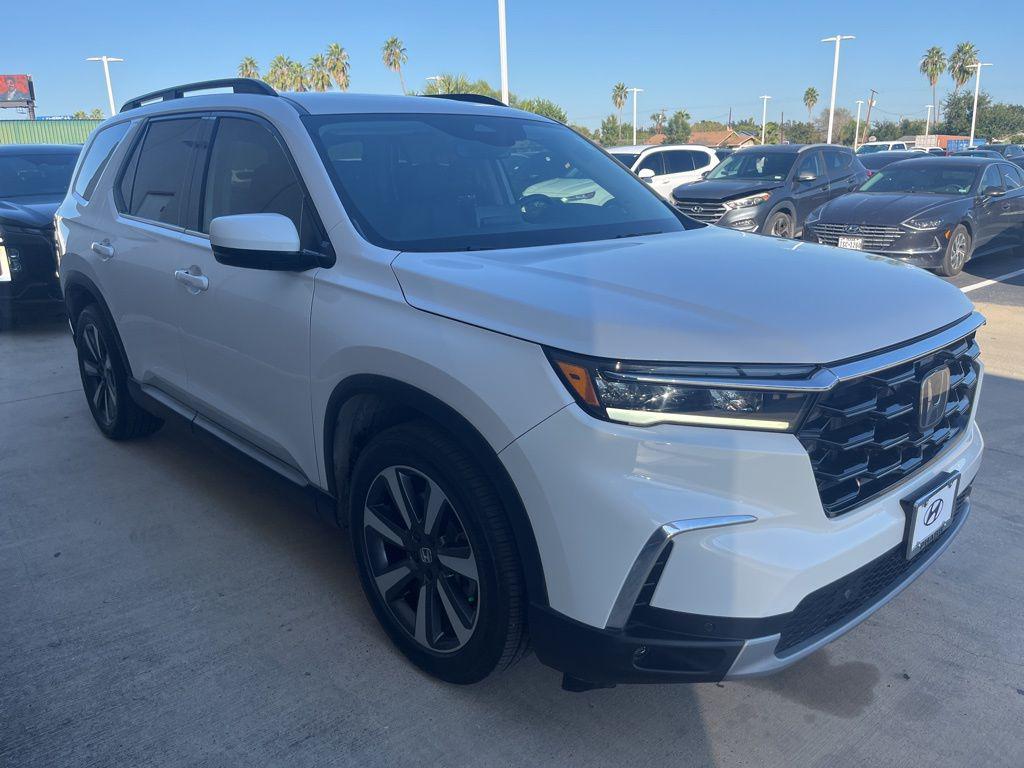 used 2024 Honda Pilot car, priced at $42,644