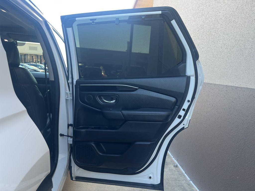 used 2024 Honda Pilot car, priced at $42,644